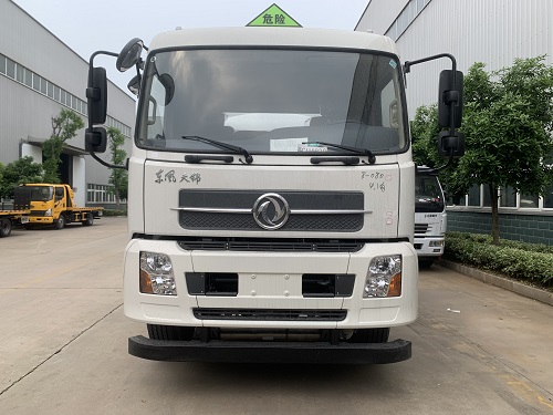 12.65方 東風多利卡油罐車