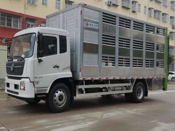 東風天錦單橋6.8米全鋁合金豬苗運輸車